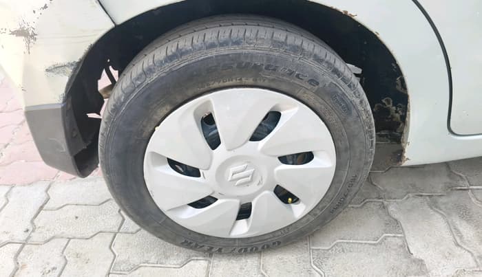 2015 Maruti Celerio ZDI, Diesel, Manual, 1,82,237 km, tyre