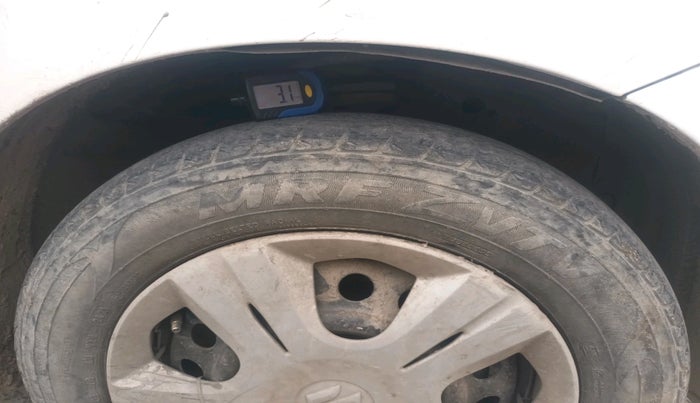 2018 Maruti Wagon R 1.0 VXI AMT, CNG, Automatic, 96,755 km, tyre