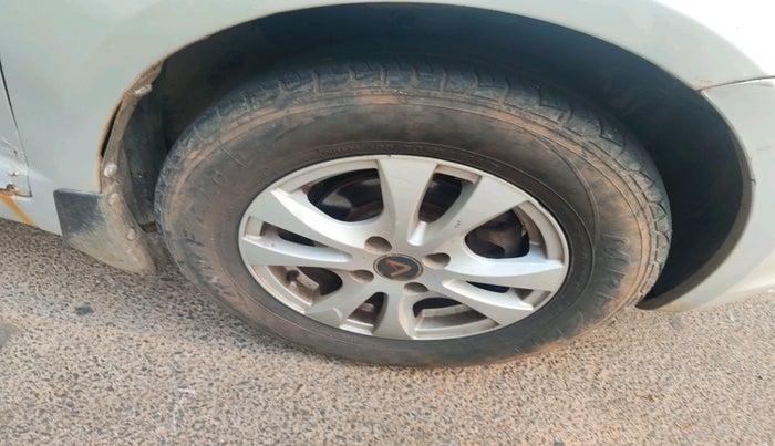 2009 Maruti Swift Dzire VDI, Diesel, Manual, 1,76,323 km, tyre