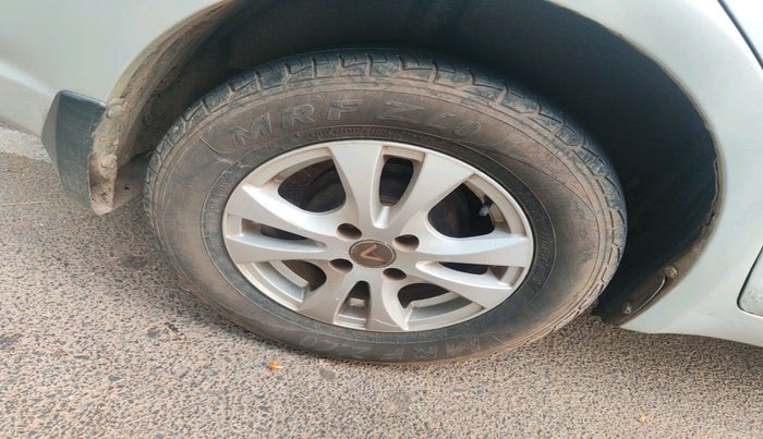 2009 Maruti Swift Dzire VDI, Diesel, Manual, 1,76,323 km, tyre