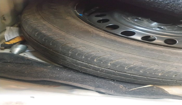 2022 Maruti S PRESSO VXI (O), Petrol, Manual, 1,03,647 km, tyre