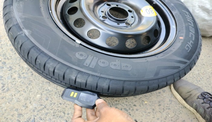 2025 Tata PUNCH PURE MT, Petrol, Manual, 5,573 km, tyre