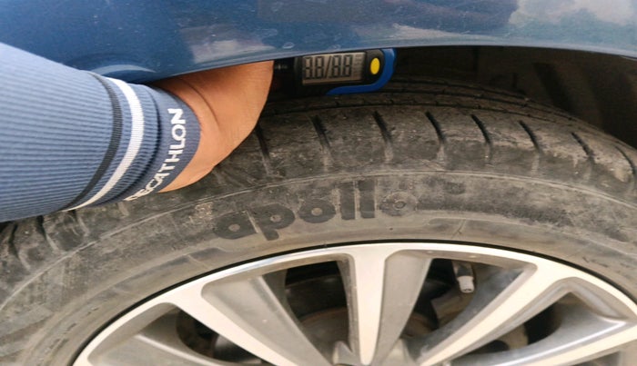 2018 Maruti Ciaz ALPHA  AT 1.5 SHVS PETROL, Petrol, Automatic, 47,045 km, tyre