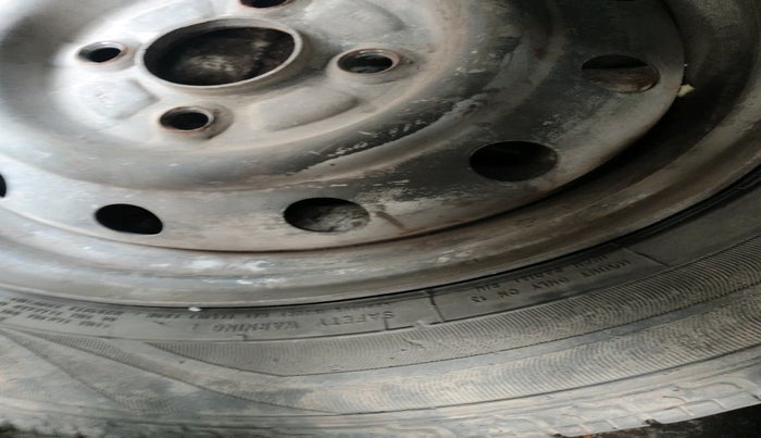 2016 Maruti Wagon R 1.0 LXI CNG, CNG, Manual, 70,451 km, tyre