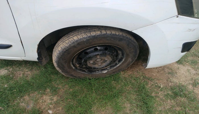 2016 Maruti Wagon R 1.0 LXI CNG, CNG, Manual, 70,451 km, tyre