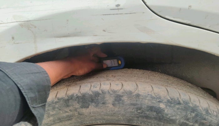 2017 Maruti Dzire VXI, CNG, Manual, 68,556 km, tyre