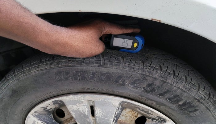 2011 Maruti Swift LDI, Diesel, Manual, 1,89,642 km, tyre