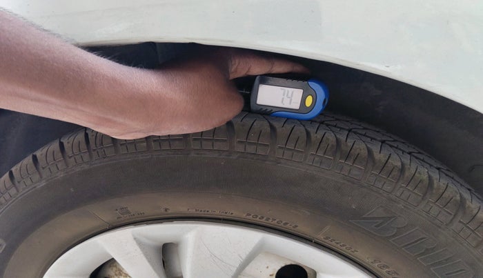 2011 Maruti Swift LDI, Diesel, Manual, 1,89,642 km, tyre