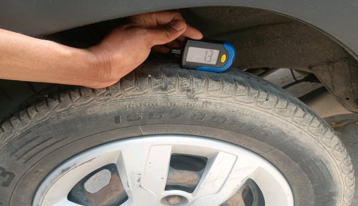 2018 Renault Kwid RXL, CNG, Manual, 99,456 km, tyre