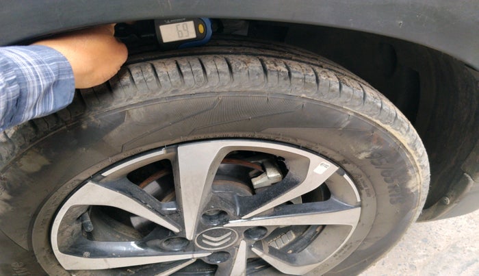 2024 CITROEN C3 SHINE 1.2, Petrol, Manual, 5,522 km, tyre