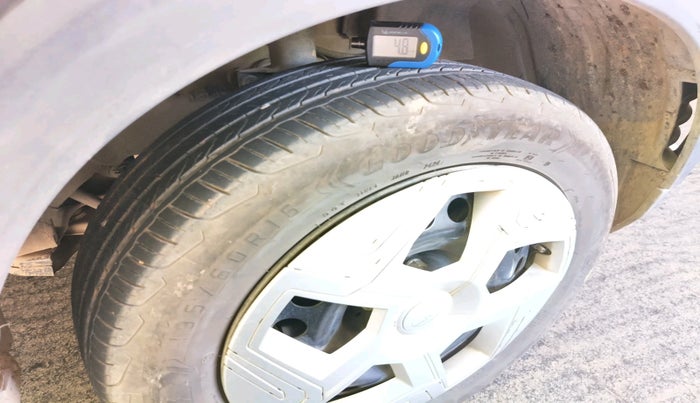 2024 Tata NEXON Pure 1.5 Revotorq 6AMT, Diesel, Automatic, 29,000 km, tyre