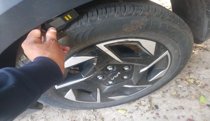 2024 KIA SONET HTK (O) 1.2 Petrol MT, Petrol, Manual, 34,660 km, tyre