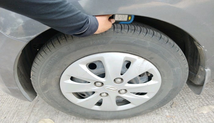 2012 Hyundai i10 SPORTZ 1.2, Petrol, Manual, 31,829 km, tyre