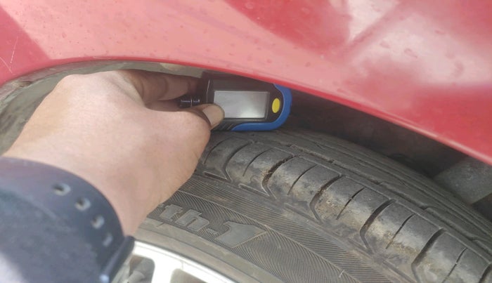 2015 Tata Zest XT PETROL, Petrol, Manual, 40,635 km, tyre