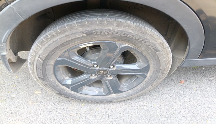 2022 Tata NEXON XZ PLUS (HS) PETROL DARK EDITION, Petrol, Manual, 15,622 km, tyre