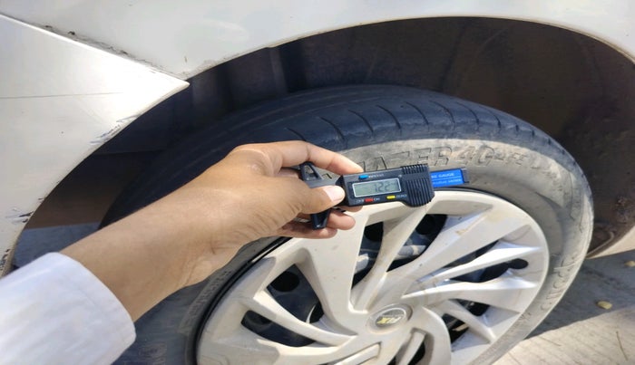 2024 Maruti Ertiga   VXI (O) CNG, CNG, Manual, 59,304 km, tyre