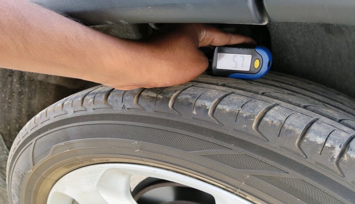 2018 Jeep Compass LONGITUDE (O) 2.0 DIESEL, Diesel, Manual, 75,542 km, tyre