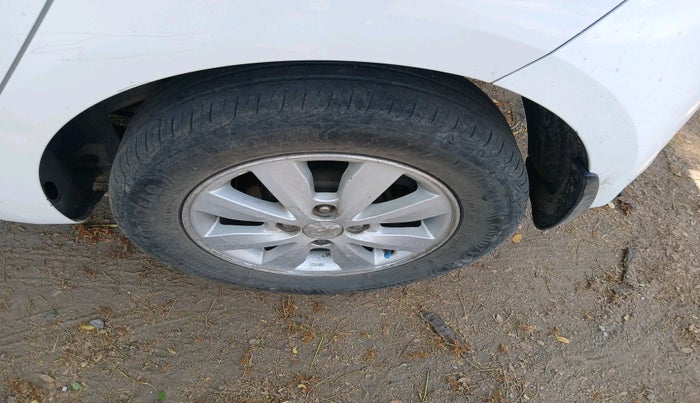 2013 Hyundai i20 ASTA 1.4 CRDI, Diesel, Manual, 1,45,424 km, tyre