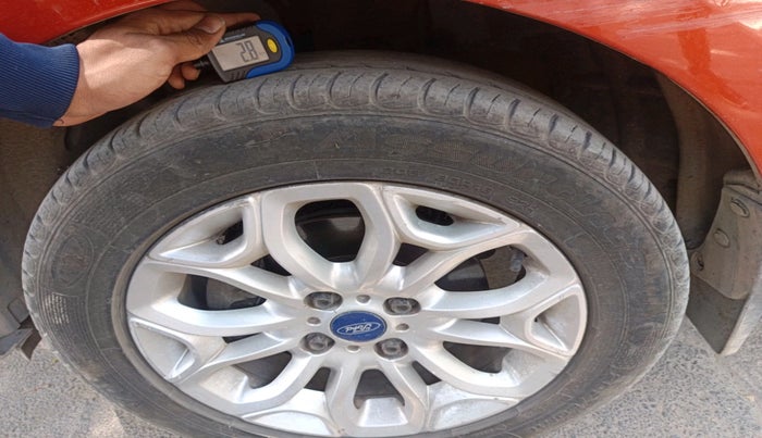 2014 Ford Ecosport TITANIUM 1.5L DIESEL, Diesel, Manual, 1,11,589 km, tyre