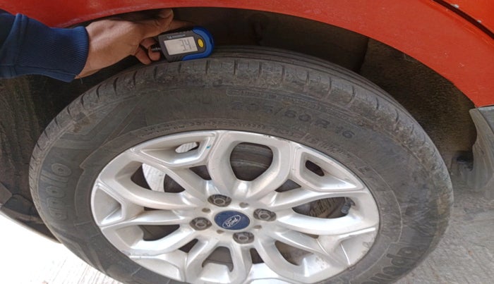 2014 Ford Ecosport TITANIUM 1.5L DIESEL, Diesel, Manual, 1,11,589 km, tyre