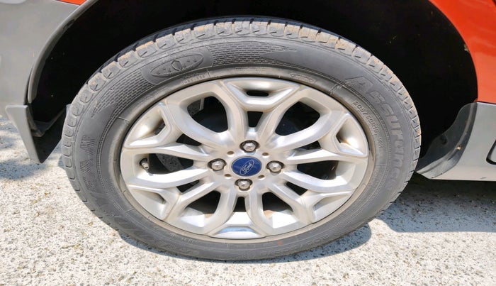 2014 Ford Ecosport TITANIUM 1.5L PETROL AT, Petrol, Automatic, 32,197 km, tyre