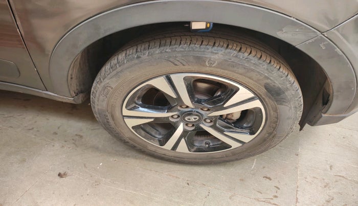 2022 Tata NEXON EV XZ PLUS LUX, Electric, Automatic, 42,098 km, tyre