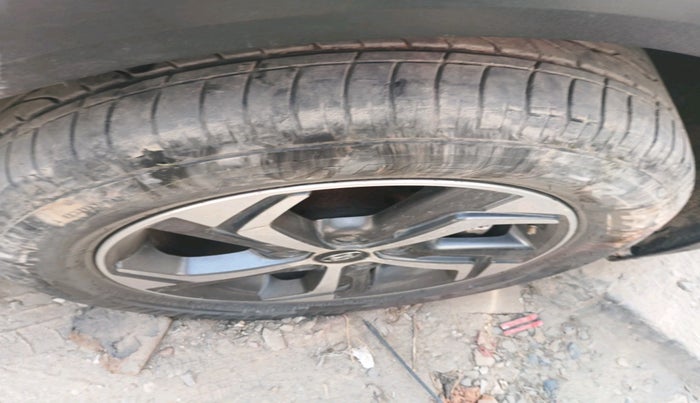 2018 Hyundai Creta SX AT 1.6 DIESEL, Diesel, Automatic, 88,236 km, tyre