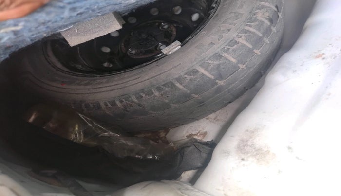 2019 Hyundai NEW SANTRO MAGNA, Petrol, Manual, 1,12,482 km, tyre