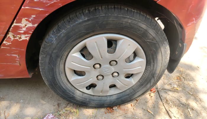 2008 Hyundai i10 MAGNA 1.2, Petrol, Manual, 80,269 km, tyre