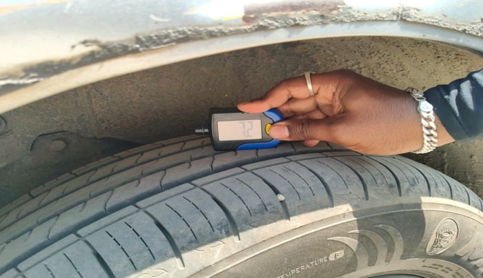 2014 Mahindra XUV500 W8, Diesel, Manual, 1,45,976 km, tyre