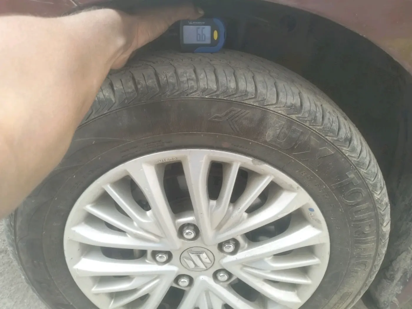 2018 Maruti Ertiga ZDI + SHVS, Diesel, Manual, 1,45,407 km, tyre