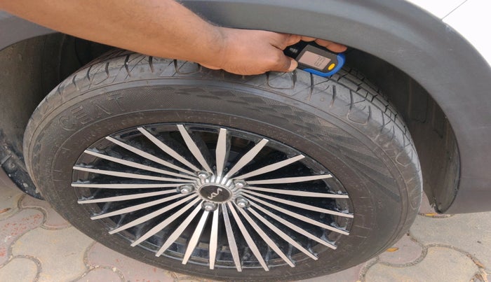 2020 KIA SELTOS HTE 1.5 PETROL, Petrol, Manual, 12,160 km, tyre