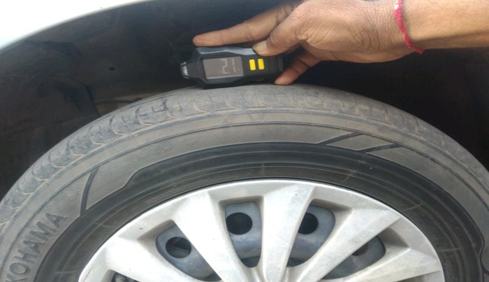 2016 Maruti Swift Dzire VDI, Diesel, Manual, 1,19,159 km, tyre