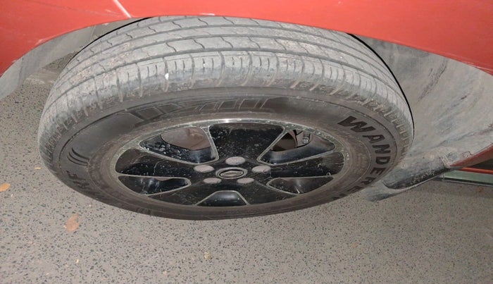 2018 Renault Duster RXS CVT, Petrol, Automatic, 48,629 km, tyre