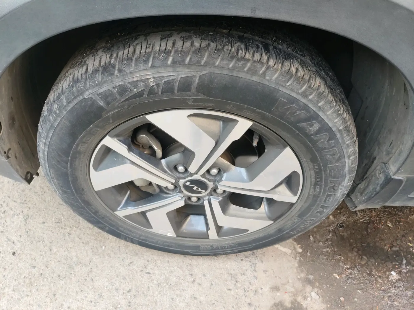 2022 KIA SONET HTX 1.0 DCT, Petrol, Automatic, 41,628 km, tyre