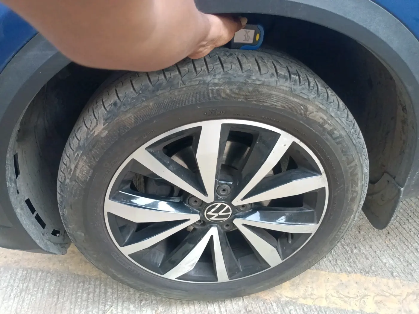 2021 Volkswagen T-ROC 1.5 TSI AT, Petrol, Automatic, 84,462 km, tyre