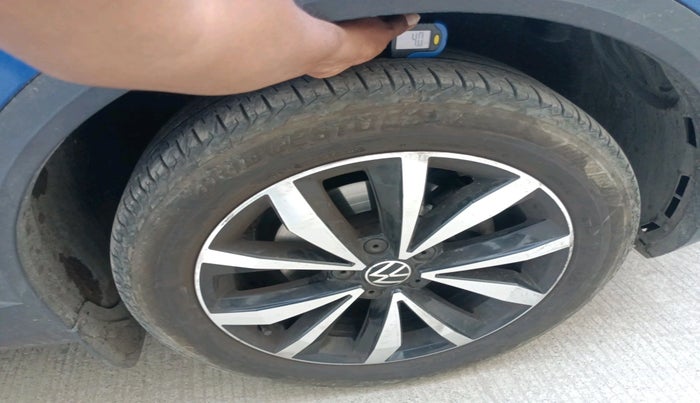 2021 Volkswagen T-ROC 1.5 TSI AT, Petrol, Automatic, 84,462 km, tyre