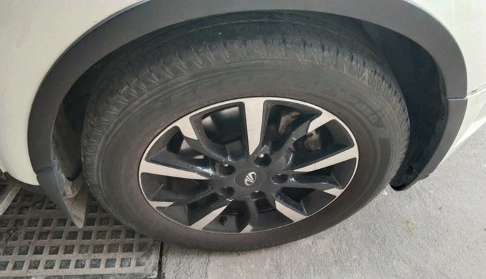 2019 Mahindra XUV500 W11, Diesel, Manual, 40,550 km, tyre