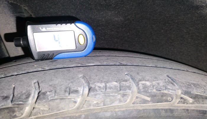 2015 Maruti Baleno DELTA PETROL 1.2, Petrol, Manual, 59,320 km, tyre