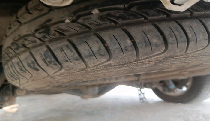 2024 Toyota Innova Crysta 2.4 VX 8STR, Diesel, Manual, 54,492 km, tyre