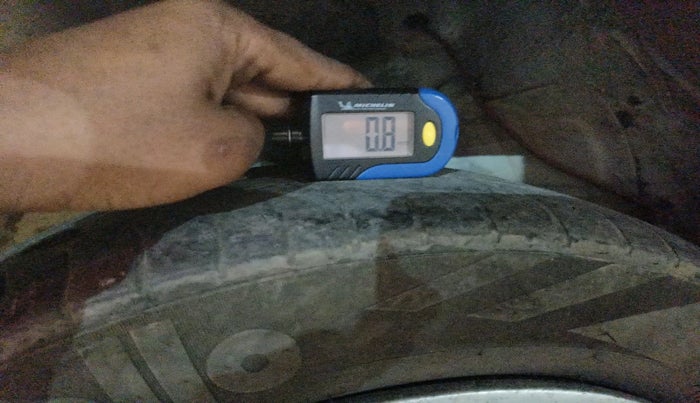 2011 Tata Indica Vista TERRA TDI, Diesel, Manual, 2,53,231 km, tyre