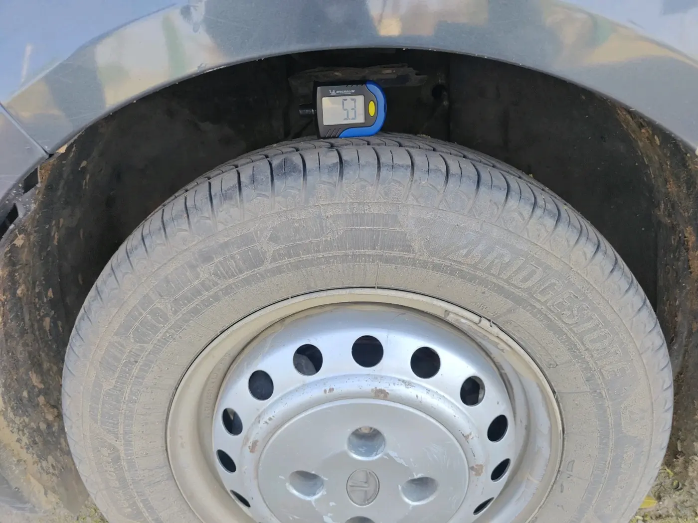 2020 Tata ALTROZ XM PETROL, CNG, Manual, 1,01,480 km, tyre