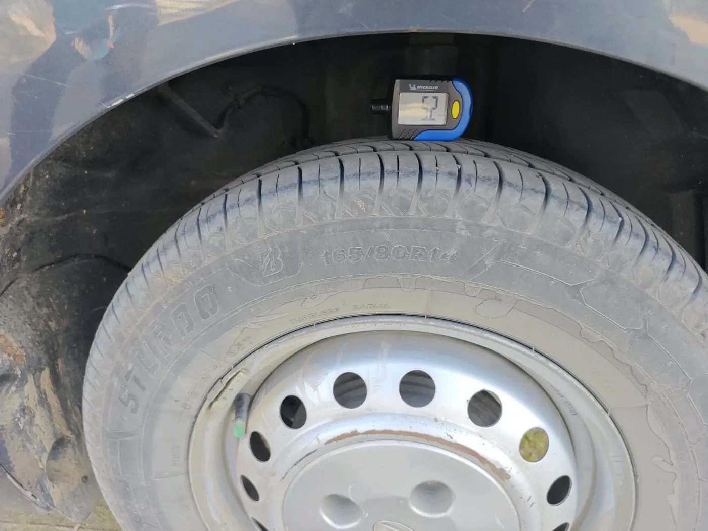 2020 Tata ALTROZ XM PETROL, CNG, Manual, 1,01,480 km, tyre