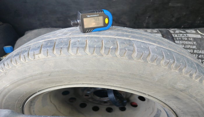 2020 Tata ALTROZ XM PETROL, CNG, Manual, 1,01,480 km, tyre