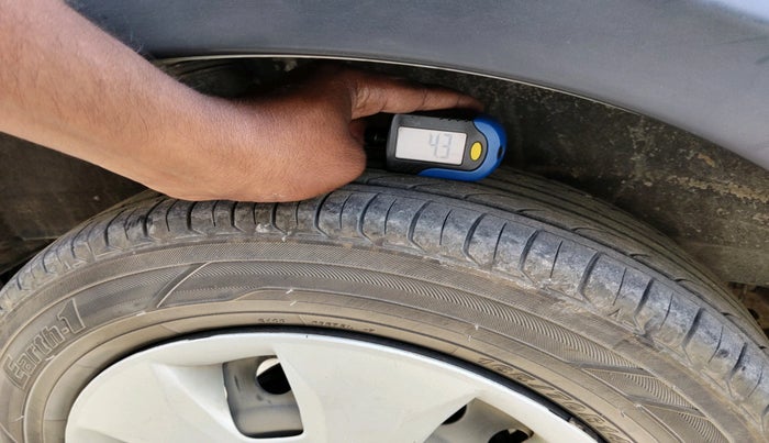 2020 Maruti New Wagon-R VXI (O) 1.2 AMT, Petrol, Automatic, 67,763 km, tyre