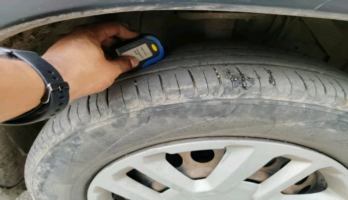 2016 Maruti Vitara Brezza VDI, Diesel, Manual, 1,48,084 km, tyre