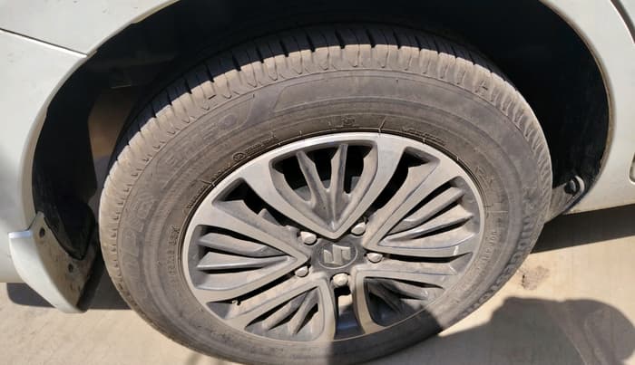 2023 Maruti Ertiga ZXI (O) CNG, CNG, Manual, 14,846 km, tyre