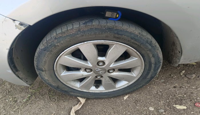 2017 Hyundai Xcent S 1.2 CRDI, Diesel, Manual, 85,376 km, tyre