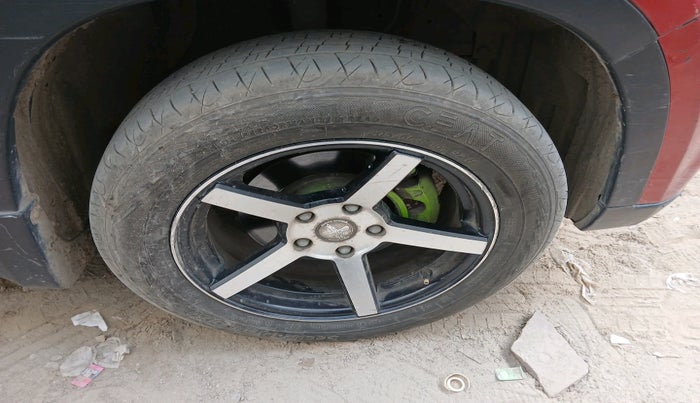 2016 Maruti Vitara Brezza LDI, Diesel, Manual, 90,000 km, tyre