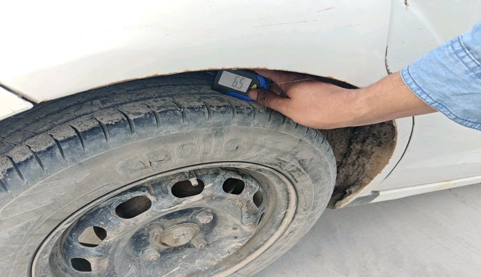 2013 Ford Figo LXI 1.2 PETROL, Petrol, Manual, 98,489 km, tyre